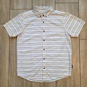 Patagonia Organic Cotton Shirt Mens M Striped Button Up Short Sleeve Casual